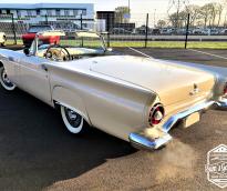 Ford Thunderbird 1957