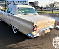 Ford Thunderbird 1957