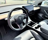 Tesla Model 3 Standard Range Plus 175kw 2019