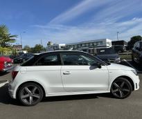 Audi A1 1.2 TFSI 86ch Urban Sport  2014