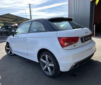 Audi A1 1.2 TFSI 86ch Urban Sport  2014