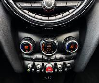 Mini Mini Cooper 1.5 D 115ch Chili II 2017