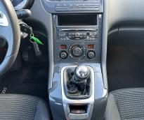 Peugeot 5008 2.0 BHDI 150ch Allure 7 pl 2016