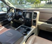 DODGE RAM 1500 V8 5.7l  LARAMIE long Horn Edition  2016