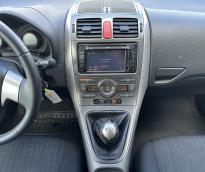 TOYOTA AURIS 1.3 l VVT-i 100ch 2009
