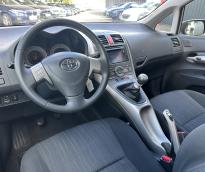 TOYOTA AURIS 1.3 l VVT-i 100ch 2009