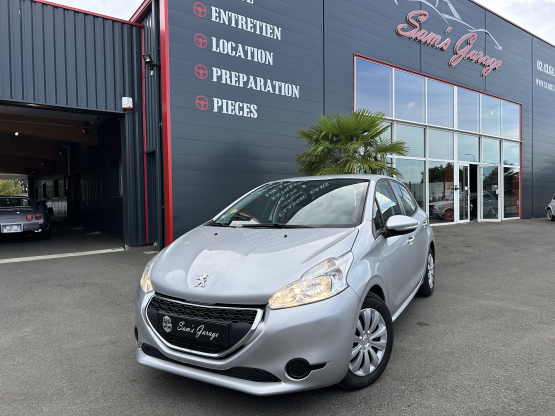 Peugeot208